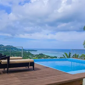  Dom wakacyjny East View Self Catering