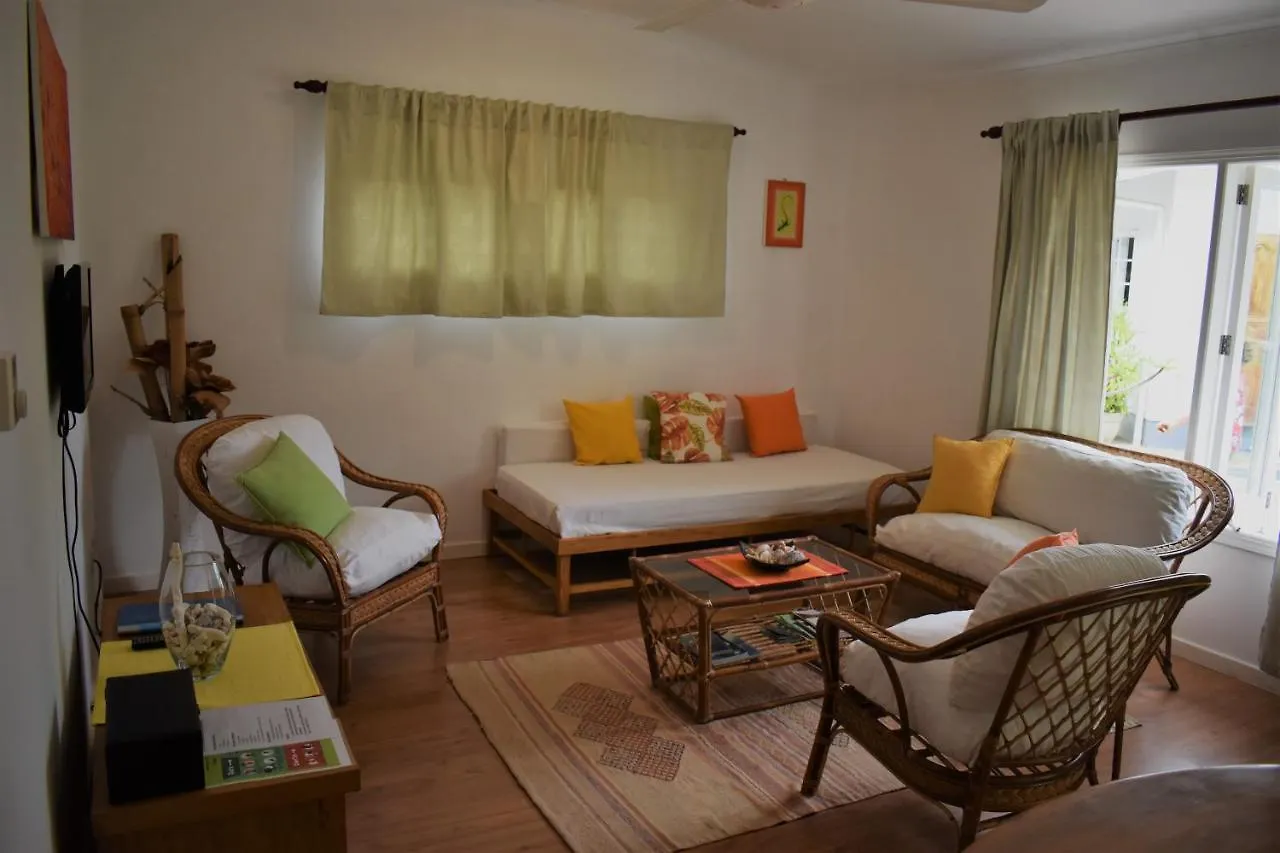 Sunbird Bungalow Anse Boileau Chalet
