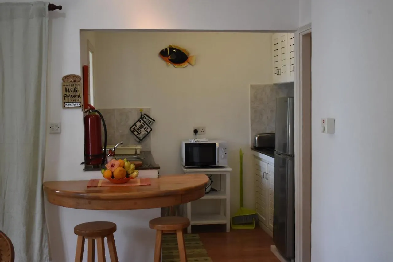 Sunbird Bungalow Anse Boileau Chalet